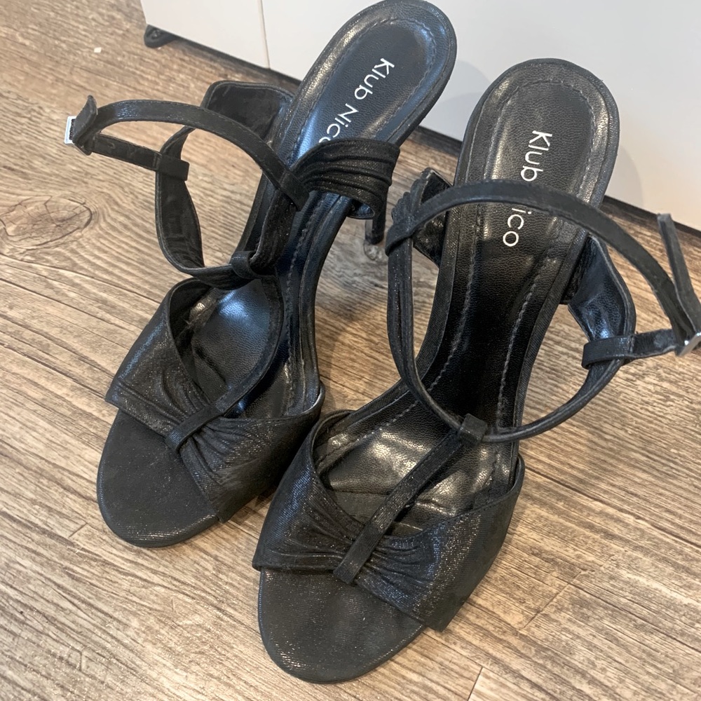 Klub Nico Leather 3 Inch Black Heels Size 8